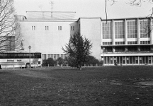 857404 Gezicht op de Stadsschouwburg (Lucasbolwerk 24) te Utrecht.